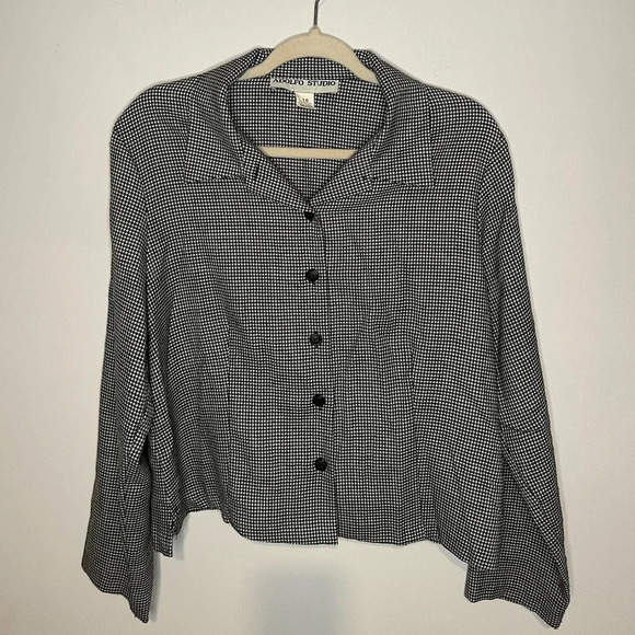 Adolfo Studio Vintage houndstooth cropped button down jacket - Picture 4 of 16